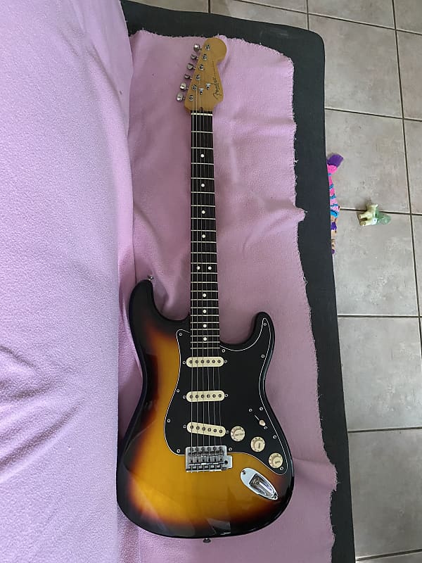 Fender Stratocaster 1999 - Sunburst | Reverb Australia