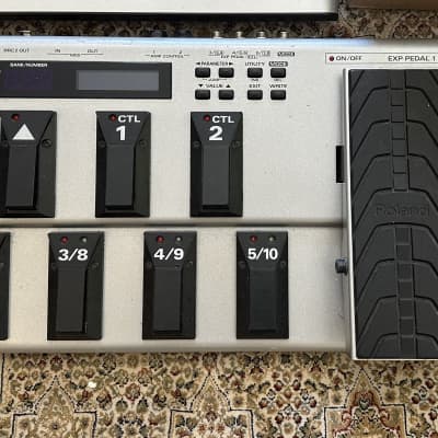 Roland FC-300 MIDI Foot Controller｜ギター・ベース