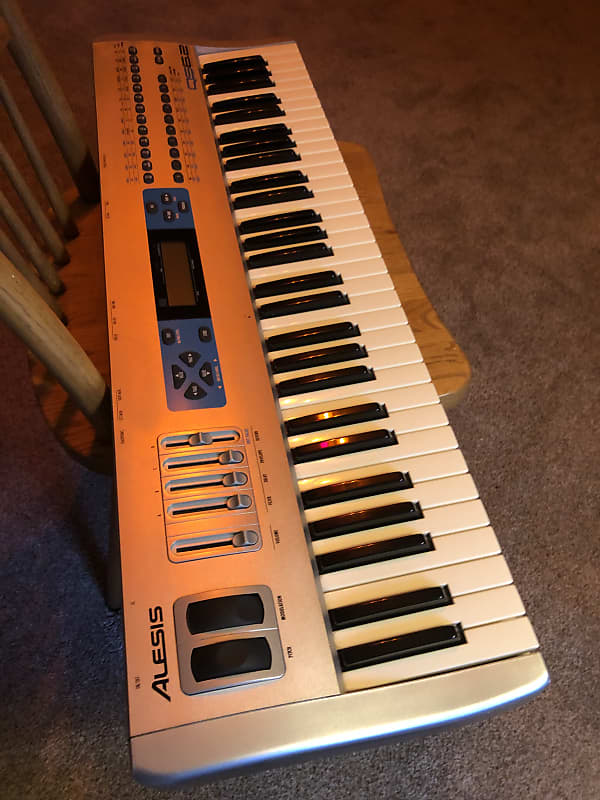 Alesis QS6.2 61Key Reverb