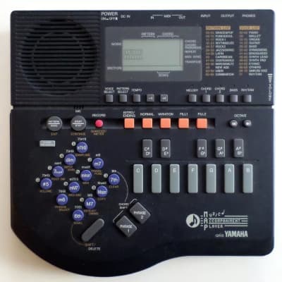 Yamaha QR10 Music Accompaniment,Arrangement Player