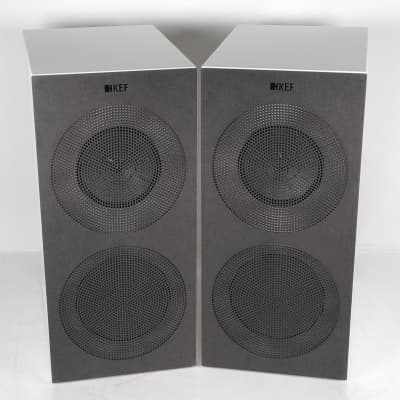 KEF - R3 Series Passive 3-Way Bookshelf Speakers (Pair) - White Gloss image 3
