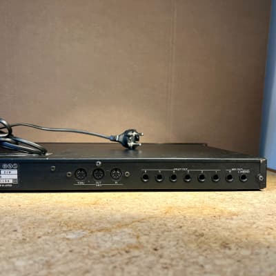 Roland U-110 PCM Sound Module 1988 - 1990 - Black image 10