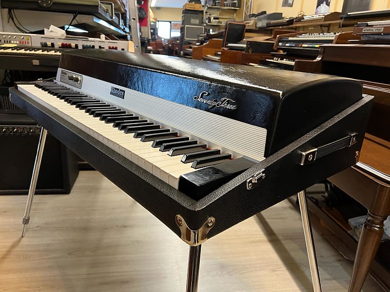 Rhodes Mark I Stage 73-Key Electric Piano 1975 - 1979