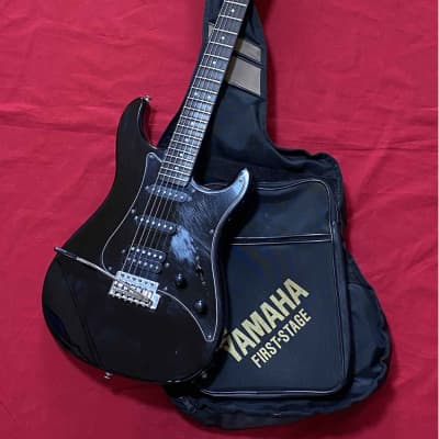 エレキギター　YAMAHA RGS112P ジャンク s-l400.jpg