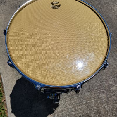 Vintage 1980's Ludwig 14x10 Field/Snare Drum - Blue Sparkle - (094-2) image 7