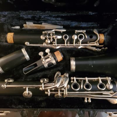 Artley 17S Student Clarinet w/ Case image 2