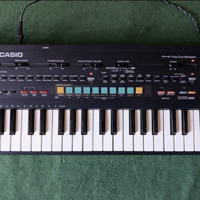 Casio MT-540 Casiotone 49-Key Synthesizer 1980s - Black
