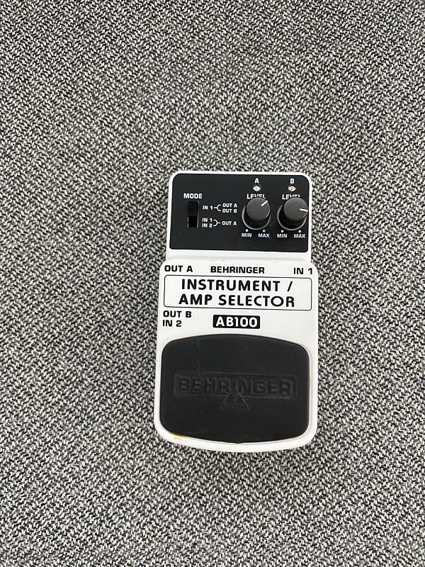 Behringer AB100 Instrument/Amp Selector