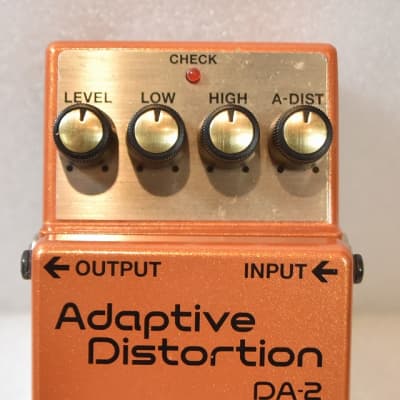 Boss DA-2 Adaptive Distortion | Reverb Canada