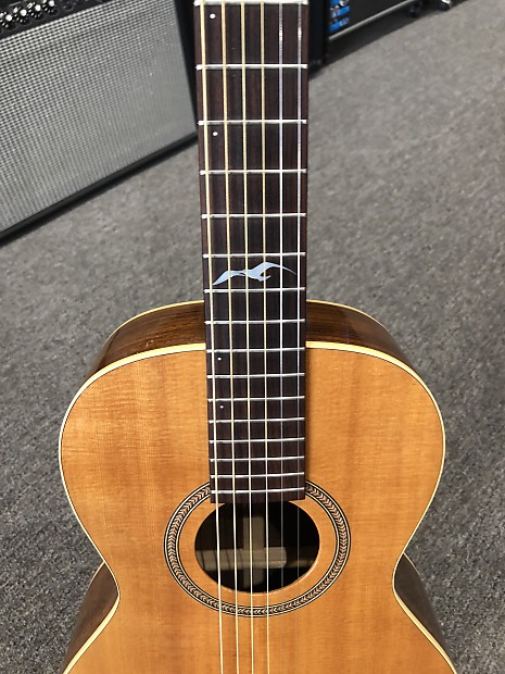 2002 Seagull Artist Series - Grand Artist Parlor w/ TKL Case