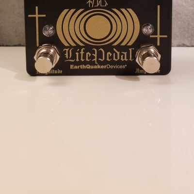 EarthQuaker Devices Sunn O))) Life Pedal Octave Distortion + Booster V2 2020 - Black / Gold Print image 2
