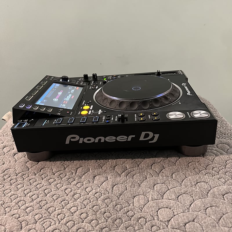 Pioneer DJ CDJ2000NXS2 (Pair)