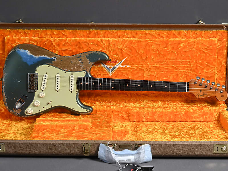 Fender Custom Shop Stratocaster Early 1961 Heavy Relic Lake Placid Blue  Masterbuilt Carlos Lopez