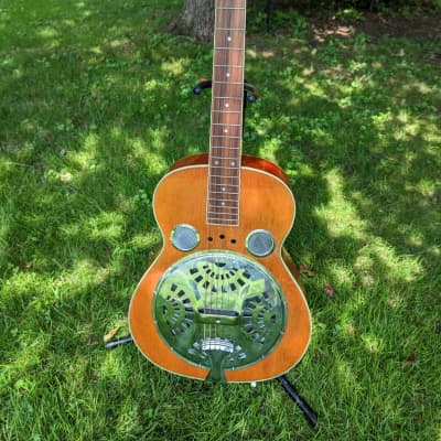 Regal Resonator with case image 11
