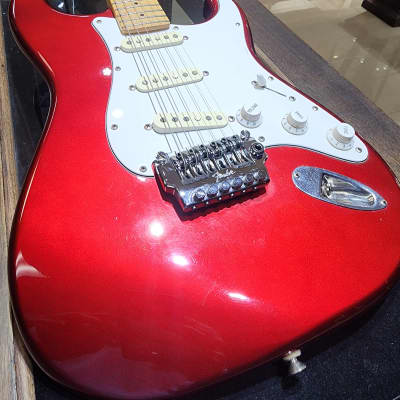 Fender Standard Stratocaster with S1 Tremolo with Maple Fretboard MIJ 1984 - 1987 - Candy Apple Red image 5