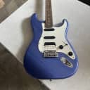 Squier  Contemporary Stratocaster HSS Solid Body Electric Guitar OCEAN METALLIC BLUE Q&A