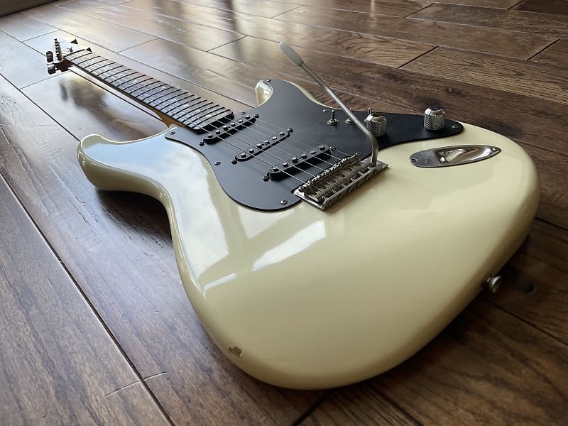 Vintage 1981 Greco Super Sound SE 600 Electric Guitar Strat
