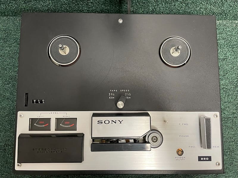 Lot - Sony 250 Reel-to-Reel Tape Recorder/Player