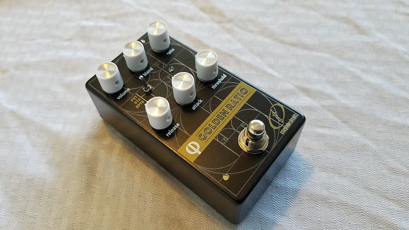 Crazy Tube Circuits Golden Ratio Phi v2 Compressor | Reverb Crazy Tube Circuits Golden Ratio Phi v2 Compressor | Reverb