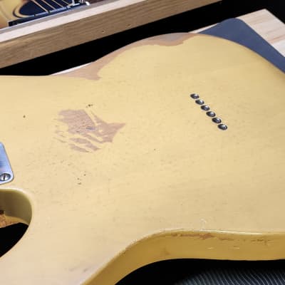 //DGG *Modified Fender Telecaster 2021 - Heavy Relic image 3