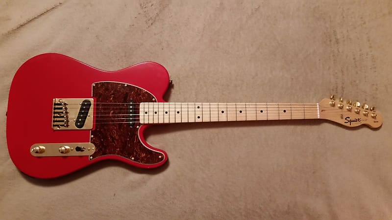 Squier by Fender Paranormal Custom Nashville Stratocaster