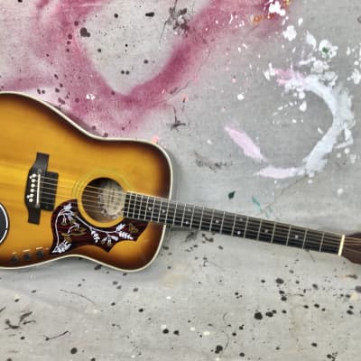 Vintage Elfolk EFG-350 Acoustic Guitar w/Built in Amplifier