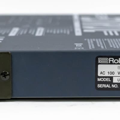 Roland Edirol UM-880 8 IN/ 8 OUT USB MIDI Interface Patchbay