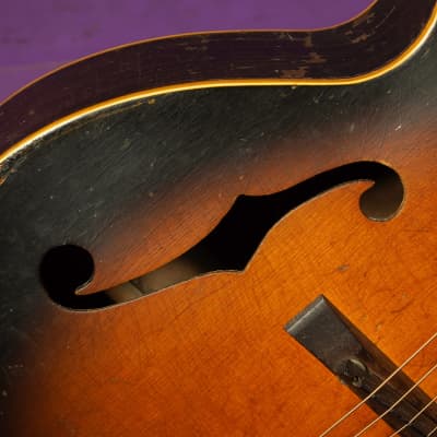 1935 Cromwell (Gibson-made) G-4 Archtop Guitar (VIDEO! Fresh Reset, Ready to Go) imagen 6
