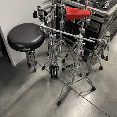 Frank Ferrer's Guns 'n' Roses, Steven Adler "Not In This Lifetime" Tour, DW Collectors 2010s - Silver Sparkle Lacquer. Complete Set! Signed by Whole Band!! image 9