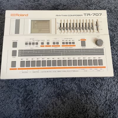 Roland TR-707 Rhythm Composer 1985 - White