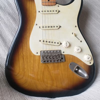 ギター GRECO SE500 SPACEY SOUNDS 1980 Greco SE500 Spacey Sound Sunburst 1981 – Chicago Music Exchange