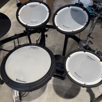 Roland TD-17KV V-Drum Kit with Mesh Pads 2010s - Black image 3