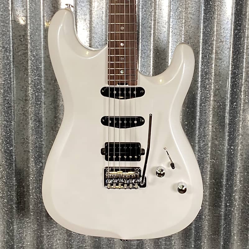 Musi Capricorn Fusion HSS Superstrat Pearl White Guitar #0185 Used image 1