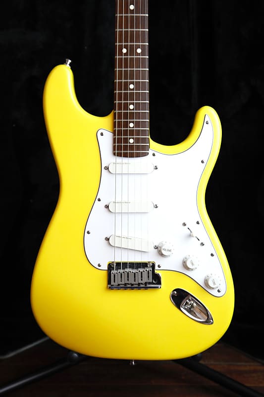 Fender Deluxe American Standard Stratocaster Graffiti Yellow 1989 Pre-Owned image 1