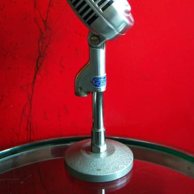 Vintage 1950's Shure 737A crystal super cardioid microphone w period desk stand PROP DISPLAY image 6