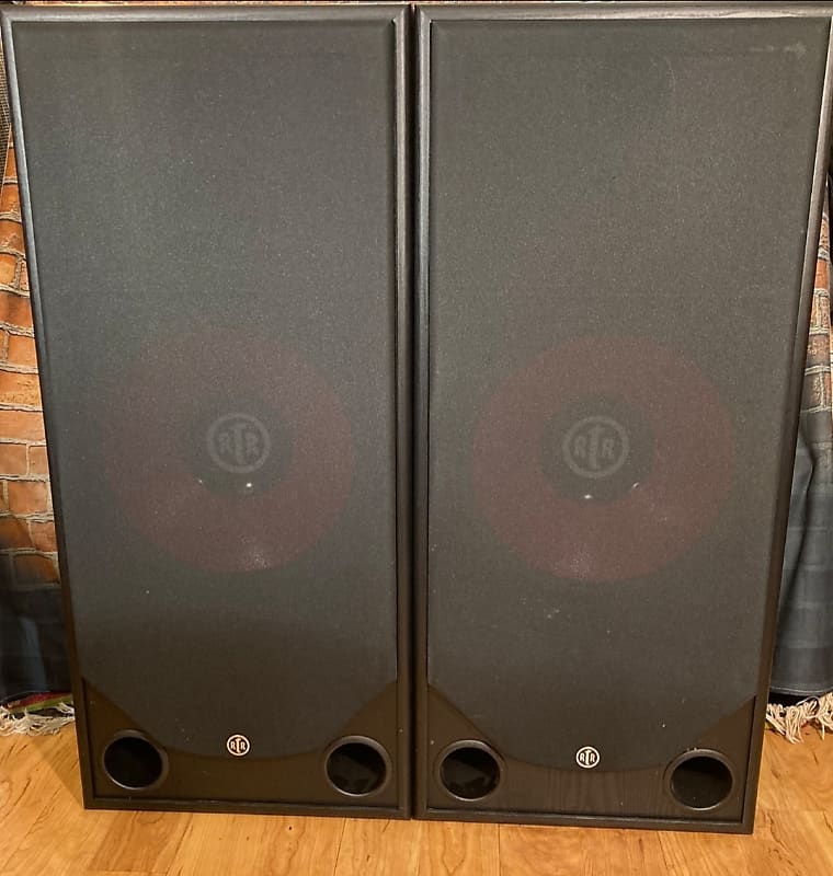 RTR 1530 Speaker Pair w/ Original Boxes  			