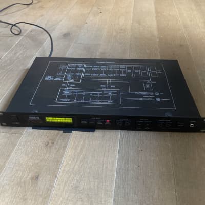 Yamaha TX81Z Rackmount FM Tone Generator / New internal battery