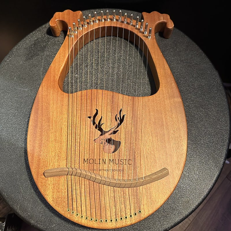 Molin lyre deals