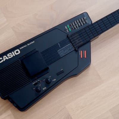 1981 Casio DG-1 Digital Guitar Synthesizer Drum Machine Black