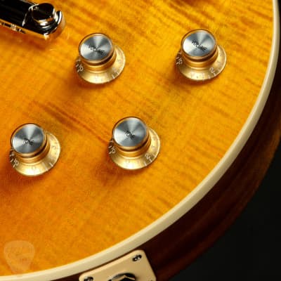 Gibson Les Paul Standard '60s Figured Top 60's Honey Amber image 17