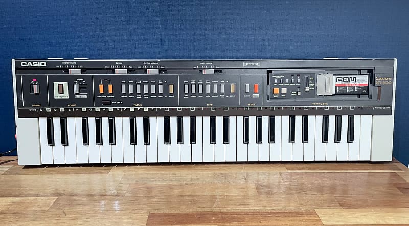 Casio MT-800 Casiotone 49-Key Synthesizer | Reverb