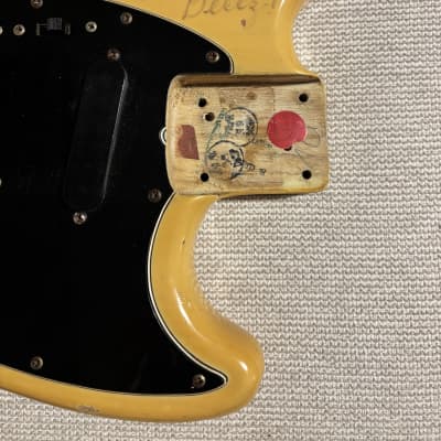 Fender Mustang Guitar with Maple Fretboard 1975 - 1978 - Blonde image 7