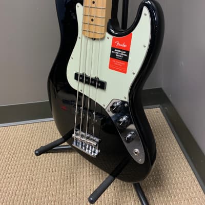 Fender American Professional Jazz Bass  Black image 5