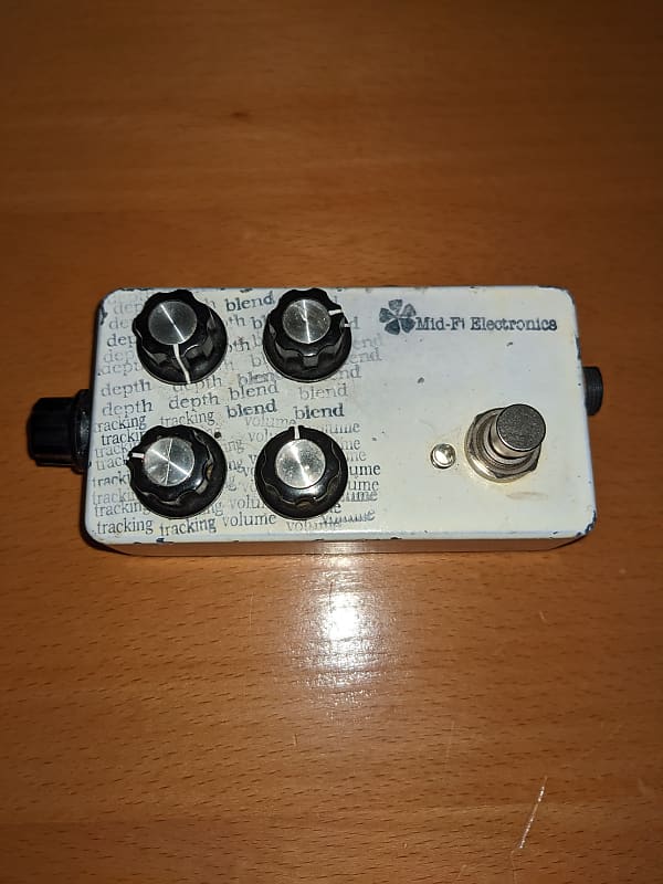 mid-fi electronics Clari(not)FUZZ 【JOSH仕様のファズ