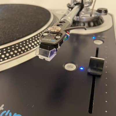 Stanton T.120 - DJ Turntable - 3 Speed Direct Drive - Silver