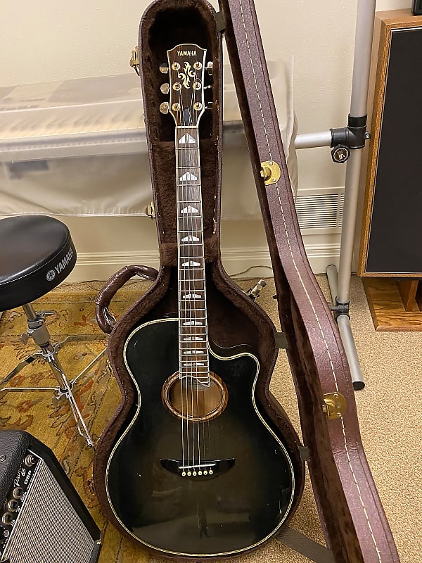 Yamaha APX-20 Acoustic Electric Guitar 1989 Black w/original hard shell case