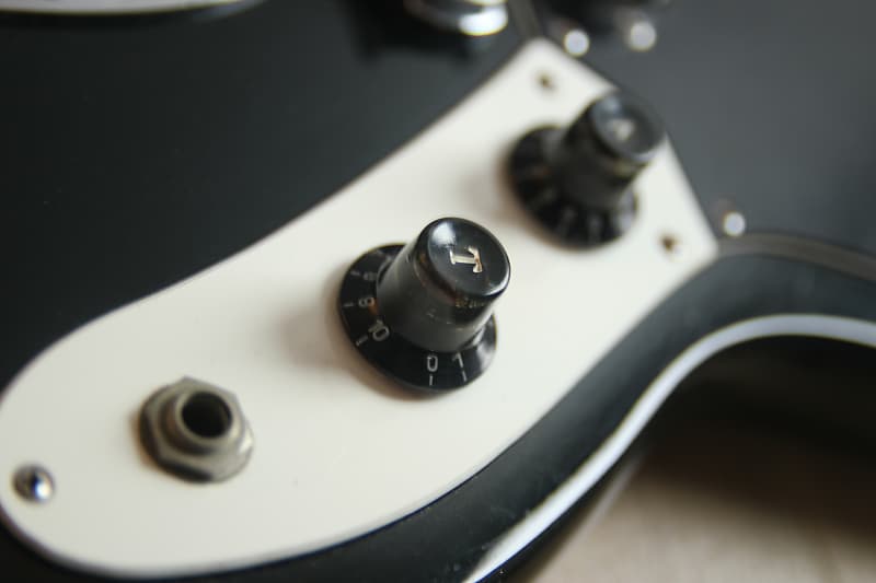 1970s Fresher Mustang タイプ Vintage Fresher Mustang - OffsetGuitars.com