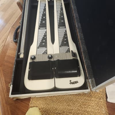 From Ermine to Arctic: 1963 1524G Supro Dual Tone (Valco) Guitar – Drowning  in Guitars!