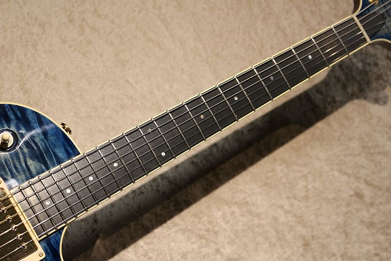 T's Guitars Arc-Singlecut Hollow Quilt Trans Blue Denim