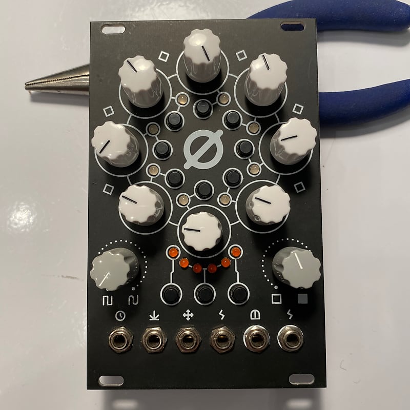 Antumbra ROT8 sequencer | Reverb France